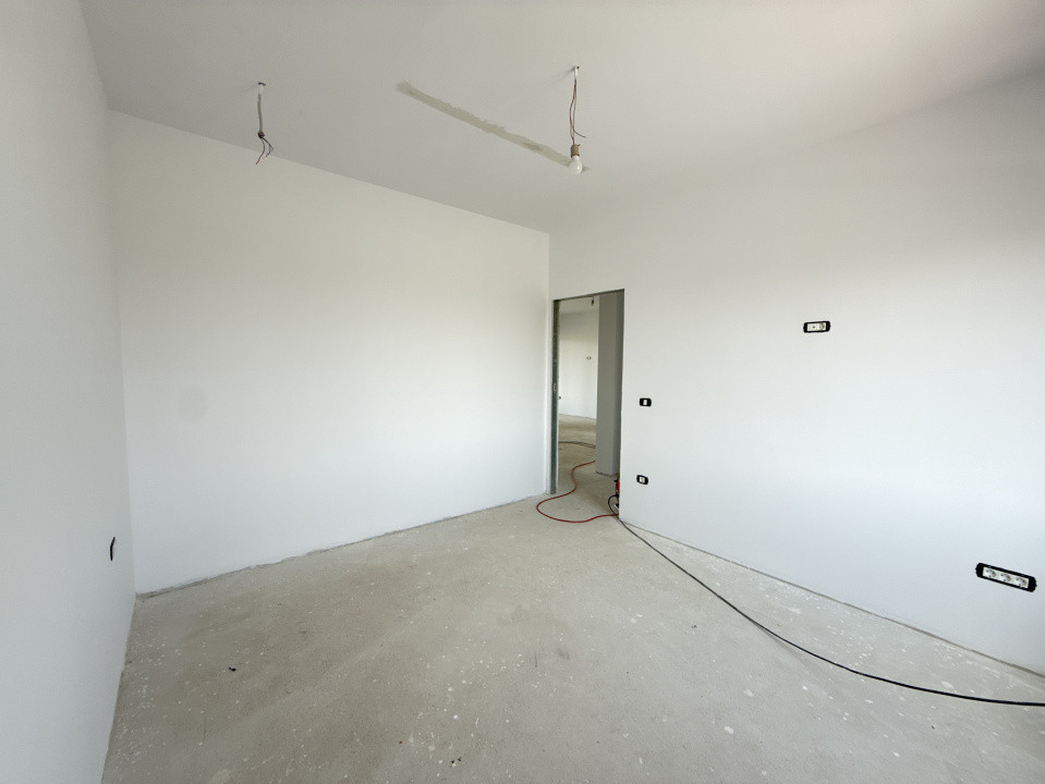 COMISION 0% Apartament cu 3 camere si terasa de 25 mp, etaj 1 - Torontalului 10, foxfort.ro