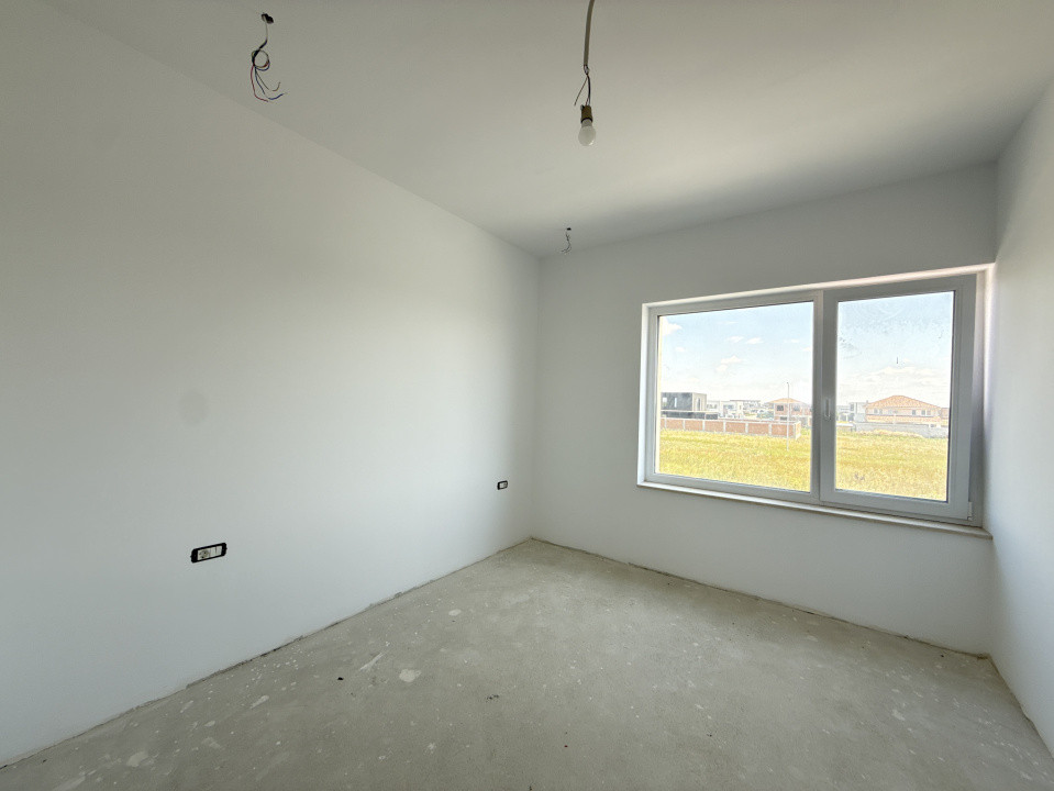 COMISION 0% Apartament cu 3 camere si terasa de 25 mp, etaj 1 - Torontalului 11, foxfort.ro