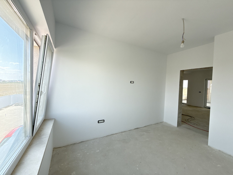 COMISION 0% Apartament cu 3 camere si terasa de 25 mp, etaj 1 - Torontalului 12, foxfort.ro