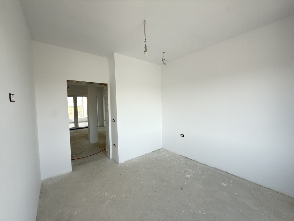 COMISION 0% Apartament cu 3 camere si terasa de 25 mp, etaj 1 - Torontalului 15, foxfort.ro