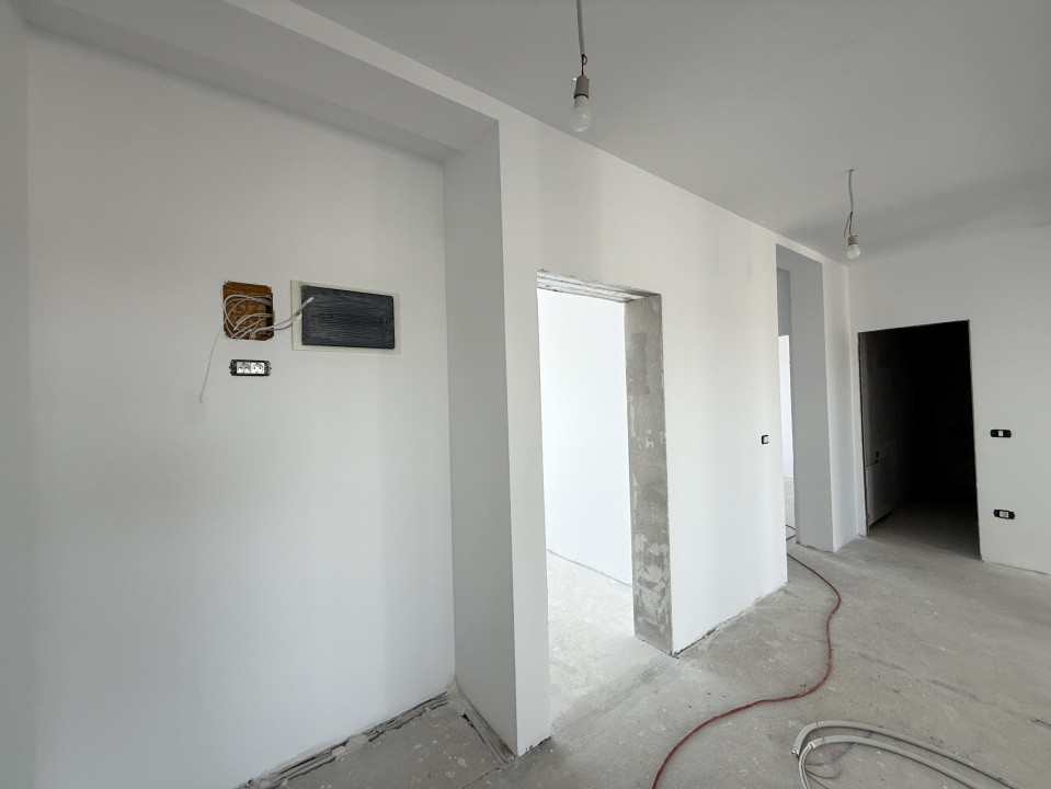 COMISION 0% Apartament cu 3 camere si terasa de 25 mp, etaj 1 - Torontalului 18, foxfort.ro