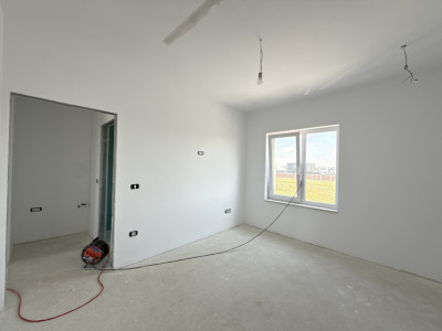 COMISION 0% Apartament cu 3 camere si terasa de 25 mp, etaj 1 - Torontalului imagine mica 9, foxfort.ro
