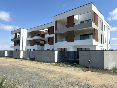 COMISION 0% Apartament cu 3 camere si terasa de 25 mp, etaj 1 - Torontalului imagine mica 16, foxfort.ro