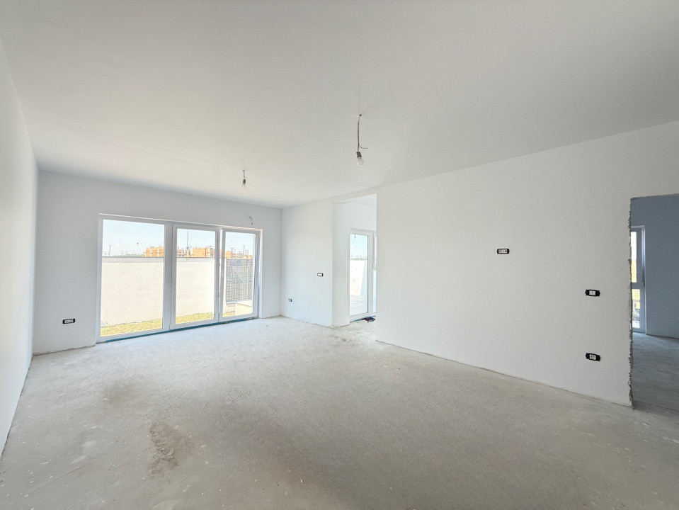 COMISION 0% Apartament cu 4 camere si terasa de 17 mp - Torontalului 10, foxfort.ro