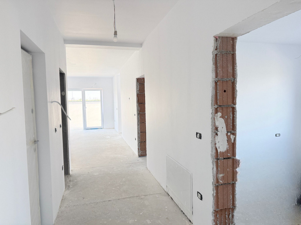 COMISION 0% Apartament cu 4 camere si terasa de 17 mp - Torontalului 27, foxfort.ro