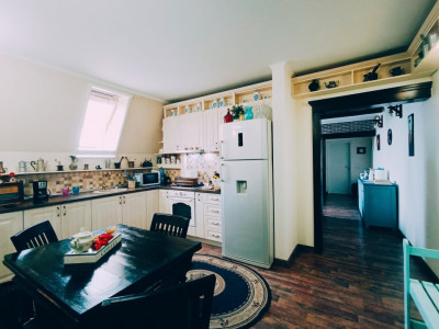 COMISION 0% Apartament stil vintage cu 3 camere, 63 mp, Judetean - V8608 imagine mica 4, foxfort.ro