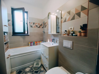 Apartament 2 camere, cu gradina de 78 mp in Giroc - V8609 imagine mica 8, foxfort.ro