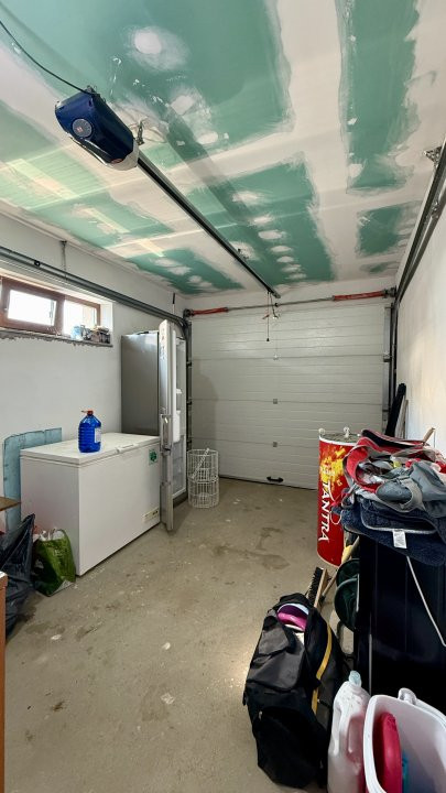 COMISION 0% Casa individuala cu 4 camere, garaj si teren de 788 mp, zona Parta 27, foxfort.ro