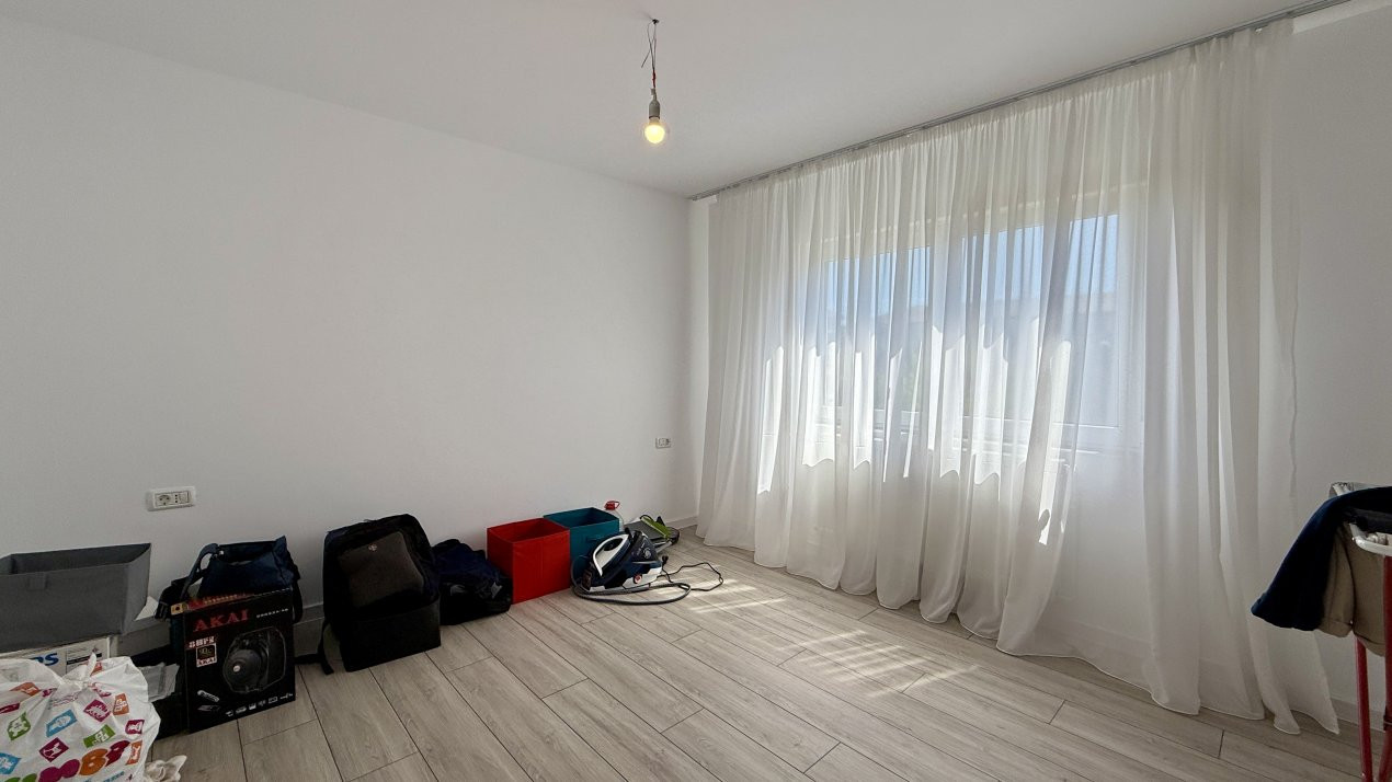 Apartament cu 3 camere decomandat, etaj 2, zona Bucovina 5, foxfort.ro