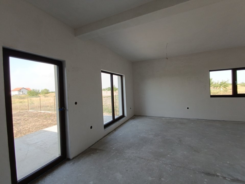 Triplex 5 camere, 2 bai, 114 mp utili, zona Plopi Timisoara - V8613 2, foxfort.ro