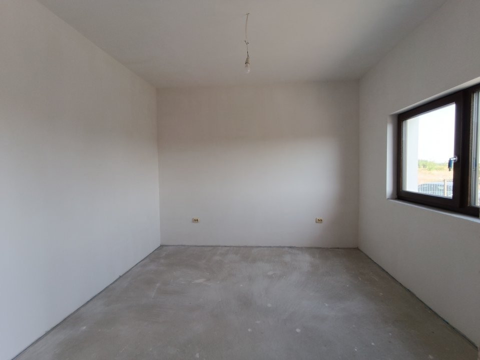 Triplex 5 camere, 2 bai, 114 mp utili, zona Plopi Timisoara - V8613 18, foxfort.ro