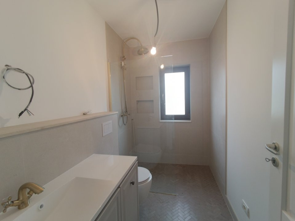 Casa individuala cu 4 camere de vanzare in Mosnita Noua  12, foxfort.ro