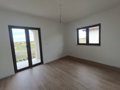 Casa individuala cu 4 camere de vanzare in Mosnita Noua  imagine mica 16, foxfort.ro