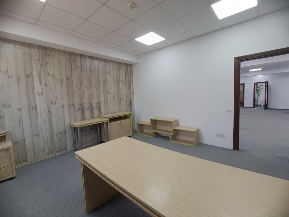 Spatiu de birouri de inchiriat - zona Spitalul Judetean - C8615 16, foxfort.ro