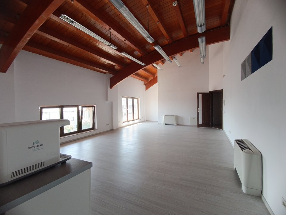 Spatiu de birouri de inchiriat - zona Spitalul Judetean - C8615 18, foxfort.ro
