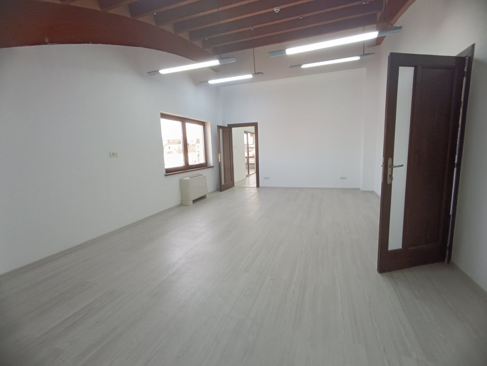 Spatiu de birouri de inchiriat - zona Spitalul Judetean - C8615 23, foxfort.ro