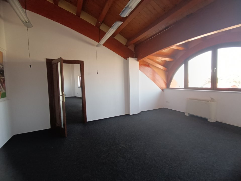 Spatiu de birouri de inchiriat - zona Spitalul Judetean - C8615 26, foxfort.ro
