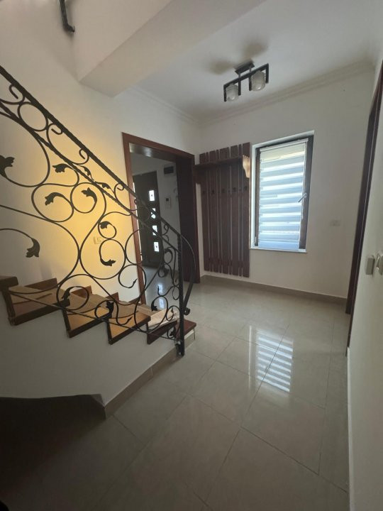 Casa insiruita cu 4 camere Parter + Mansarda, Timisoara - C8617 8, foxfort.ro