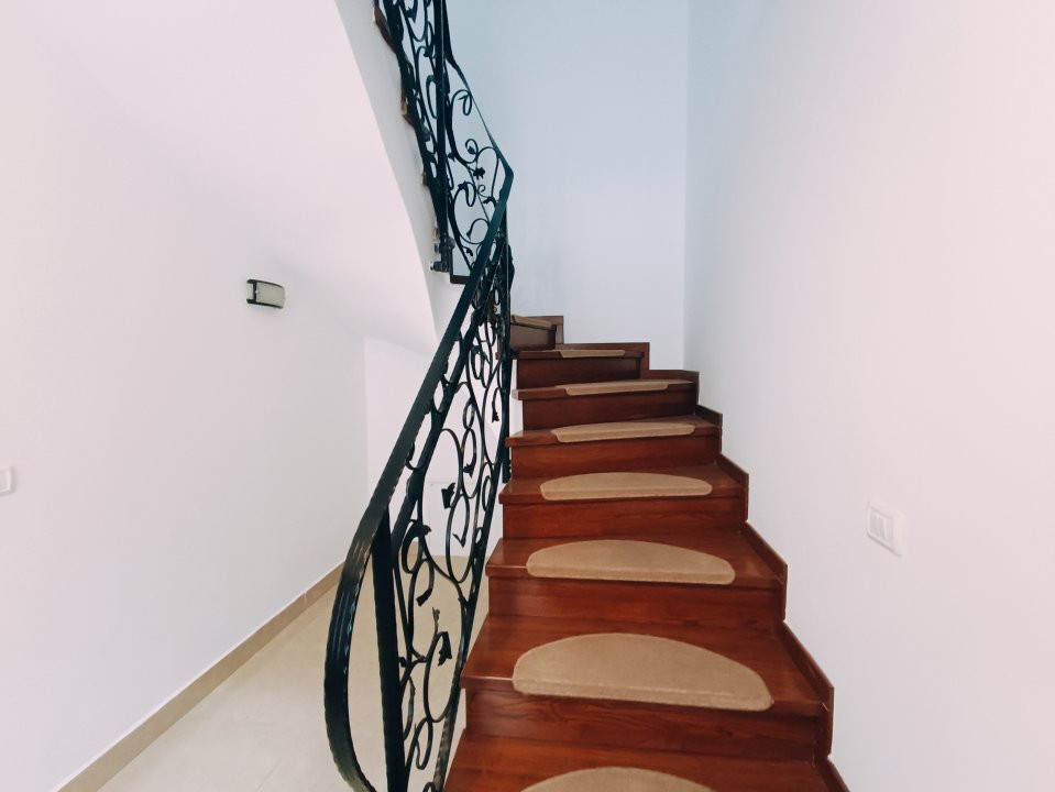 COMISION 0% Casa individuala cu 4 camere Parter + Mansarda, Timisoara 10, foxfort.ro