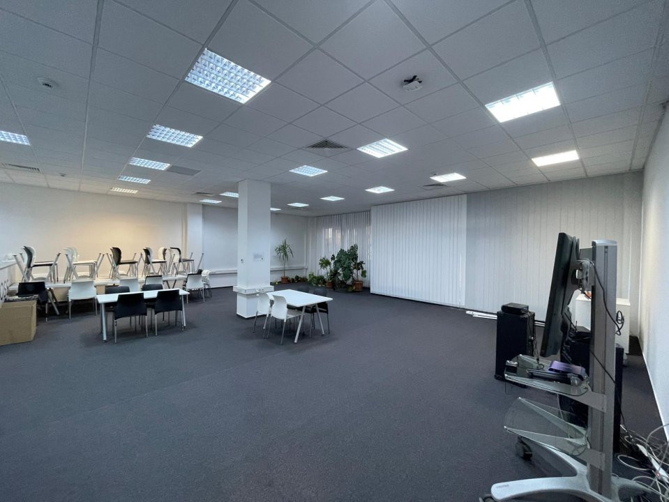 Spatiu de birouri de inchiriat - zona Judetean - C8616 23, foxfort.ro