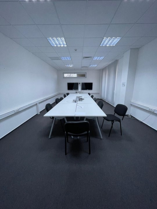 Spatiu de birouri 530 mp de inchiriat - C8616 49, foxfort.ro