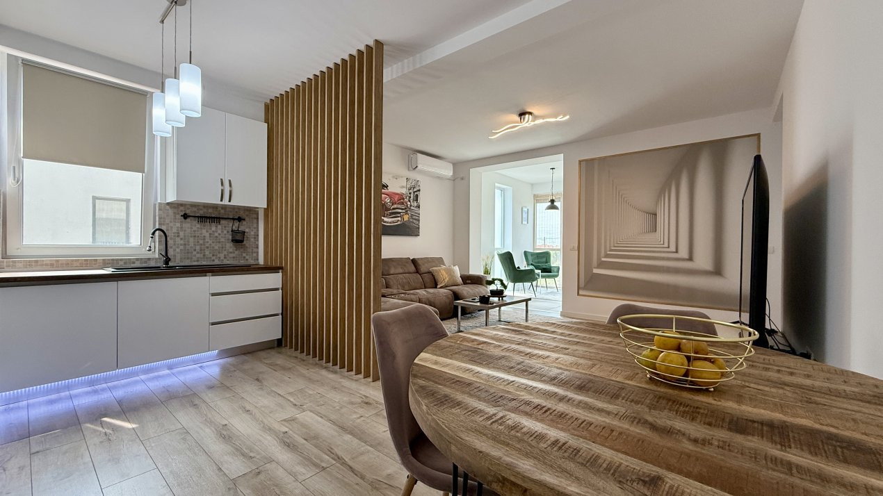 COMISION 0% Apartament cu 3 camere, mobilat, utilat - zona Dumbravita 18, foxfort.ro