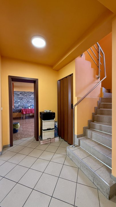 Casa individuala cu 4 camere de 141 mp si teren de 1500 mp, zona Sanandrei 19, foxfort.ro