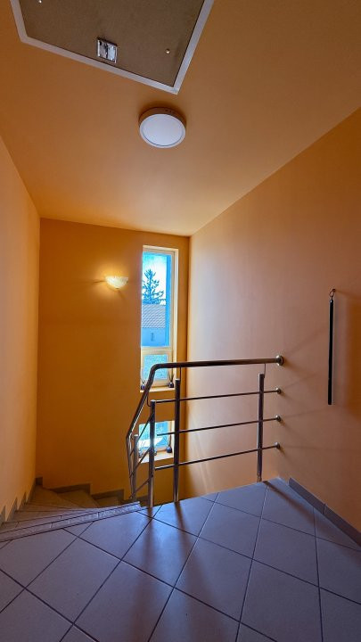 Casa individuala cu 4 camere de 141 mp si teren de 1500 mp, zona Sanandrei 21, foxfort.ro