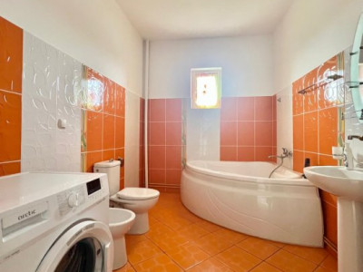 Casa Individuala cu 9 camere de vanzare, zona Ghiroda imagine mica 18, foxfort.ro