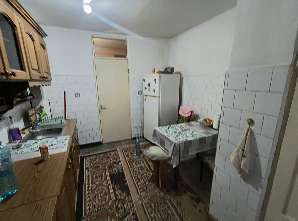 COMISION 0% Apartament decomandat cu 4 camere si 2 bai, Drobeta Turnu Severin 8, foxfort.ro