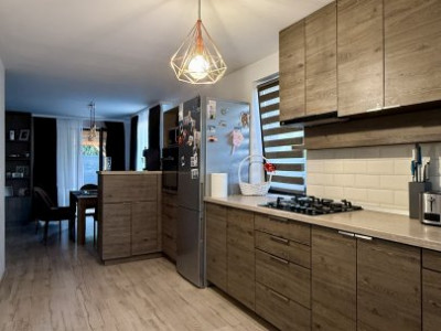COMISION 0% Duplex cu 4 camere si teren de 250 mp - Sanandrei imagine mica 9, foxfort.ro