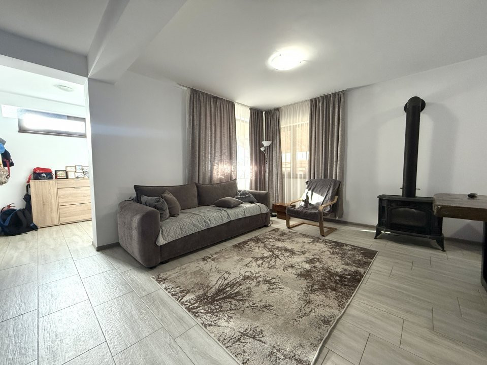 COMISION 0% Duplex cu 4 camere, 2 bai + mansarda de 42 mp, in cartier Europa 2, foxfort.ro