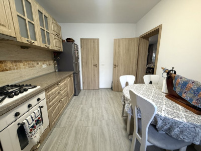 COMISION 0% Duplex cu 4 camere, 2 bai + mansarda de 42 mp, in cartier Europa imagine mica 14, foxfort.ro