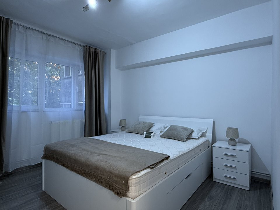 Apartament cu 4 camere, de inchiriat in Timisoara, zona Iulius Mall 3, foxfort.ro