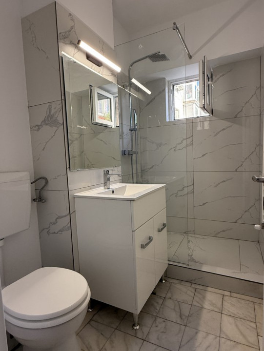 Apartament cu 4 camere, de inchiriat in Timisoara, zona Iulius Mall 17, foxfort.ro