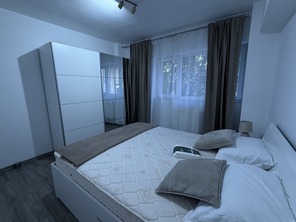 Apartament cu 4 camere, de inchiriat in Timisoara, zona Iulius Mall 7, foxfort.ro