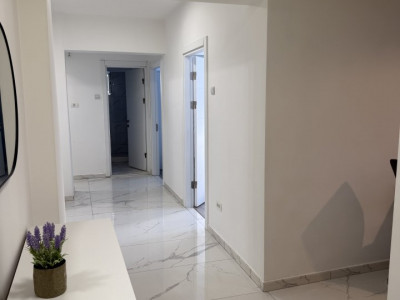 Apartament cu 4 camere, de inchiriat in Timisoara, zona Iulius Mall imagine mica 5, foxfort.ro