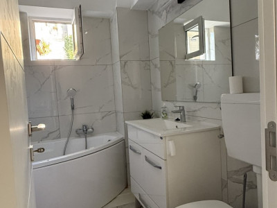 Apartament cu 4 camere, de inchiriat in Timisoara, zona Iulius Mall imagine mica 8, foxfort.ro