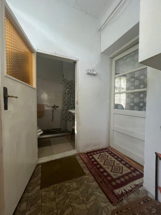 Casa individuala de vanzare cu 2 camere si teren de 366 mp, zona Fabric 10, foxfort.ro