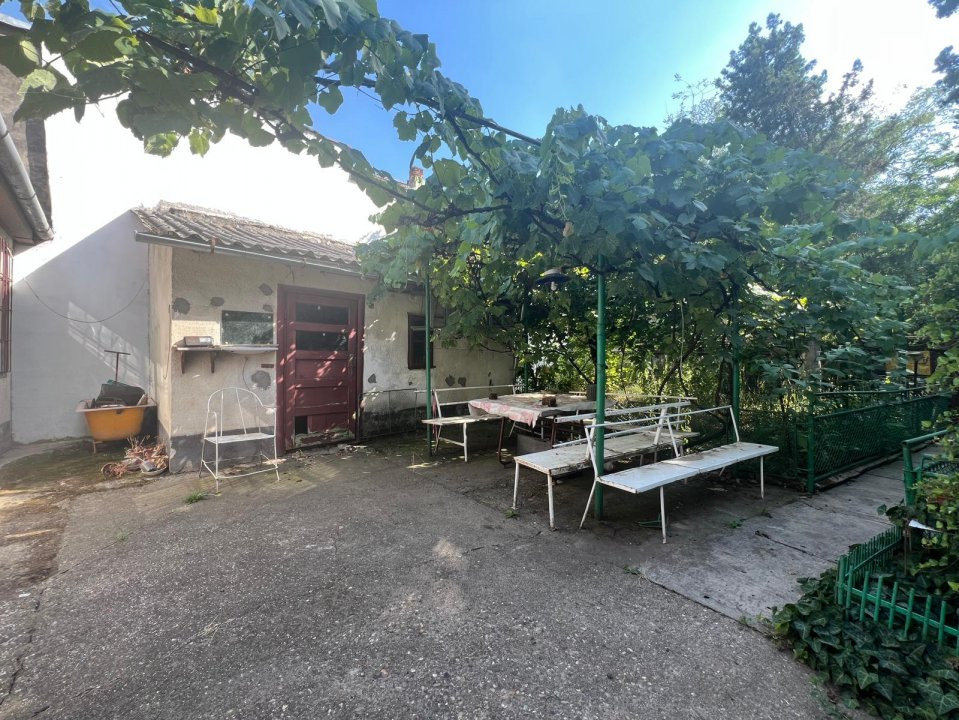 Casa individuala de vanzare cu 2 camere si teren de 366 mp, zona Fabric 17, foxfort.ro