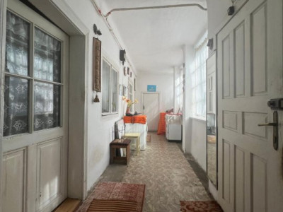 Casa individuala de vanzare cu 2 camere si teren de 366 mp, zona Fabric imagine mica 9, foxfort.ro