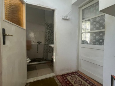 Casa individuala de vanzare cu 2 camere si teren de 366 mp, zona Fabric imagine mica 10, foxfort.ro