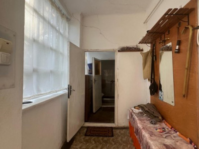 Casa individuala de vanzare cu 2 camere si teren de 366 mp, zona Fabric imagine mica 12, foxfort.ro