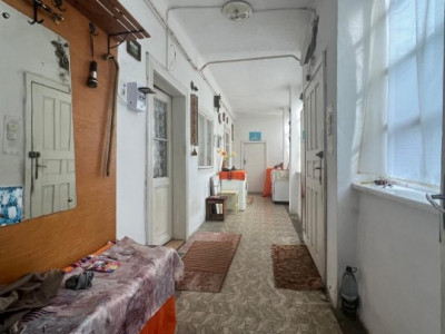 Casa individuala de vanzare cu 2 camere si teren de 366 mp, zona Fabric imagine mica 13, foxfort.ro