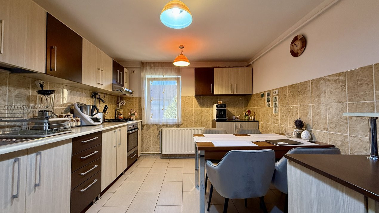 COMISION 0% Apartament cu 2 camere semidecomandat - zona Aradului 7, foxfort.ro