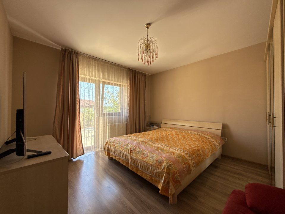 COMISION 0% Casa individuala cu 8 camere, de vanzare in zona Mehala 16, foxfort.ro