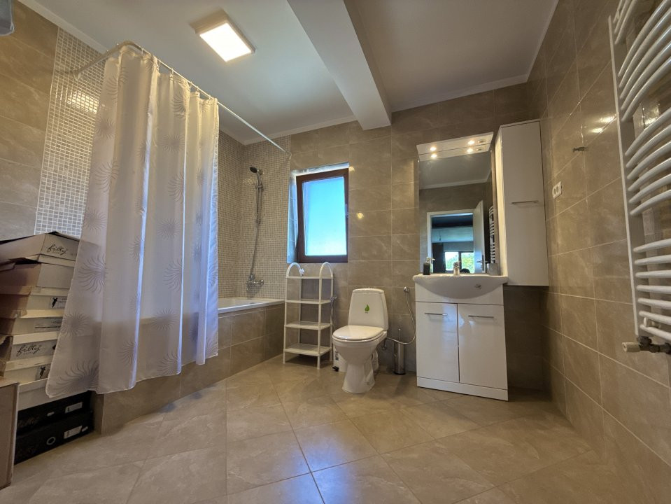 COMISION 0% Casa individuala cu 8 camere, de vanzare in zona Mehala 23, foxfort.ro