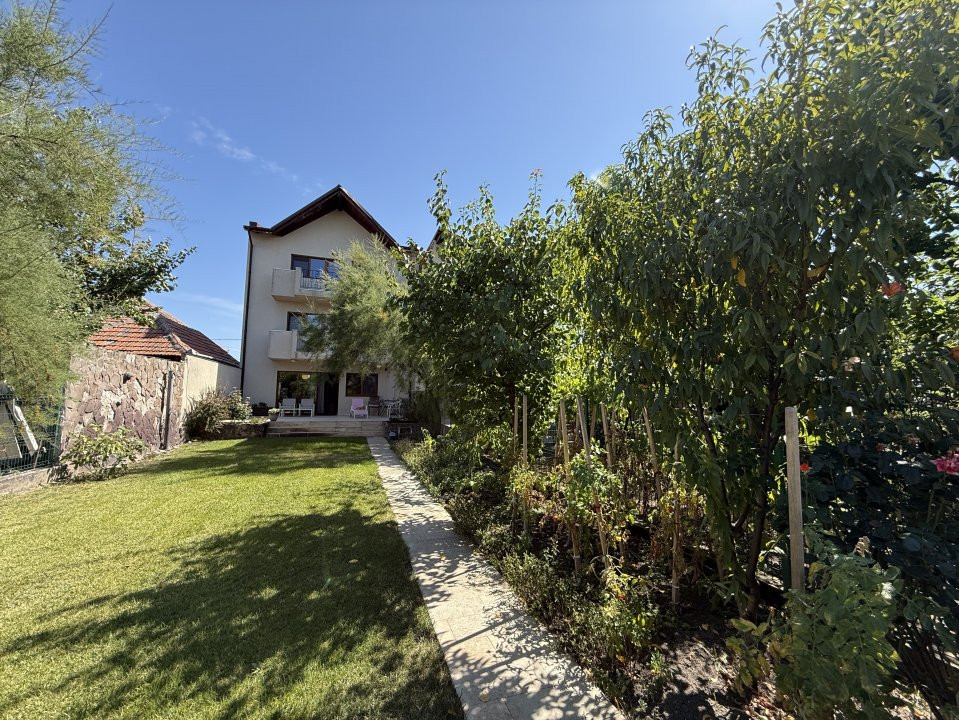 COMISION 0% Casa individuala cu 8 camere, de vanzare in zona Mehala 31, foxfort.ro