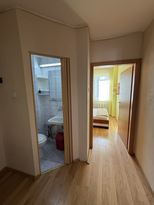 Apartament cu 4 camere de vanzare in Timisoara, zona Circumvalatiunii 17, foxfort.ro
