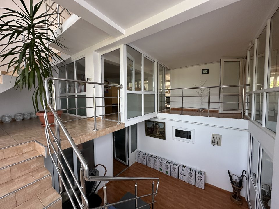 COMISION 0% Cladire de birouri multifunctionala - zona Girocului 41, foxfort.ro